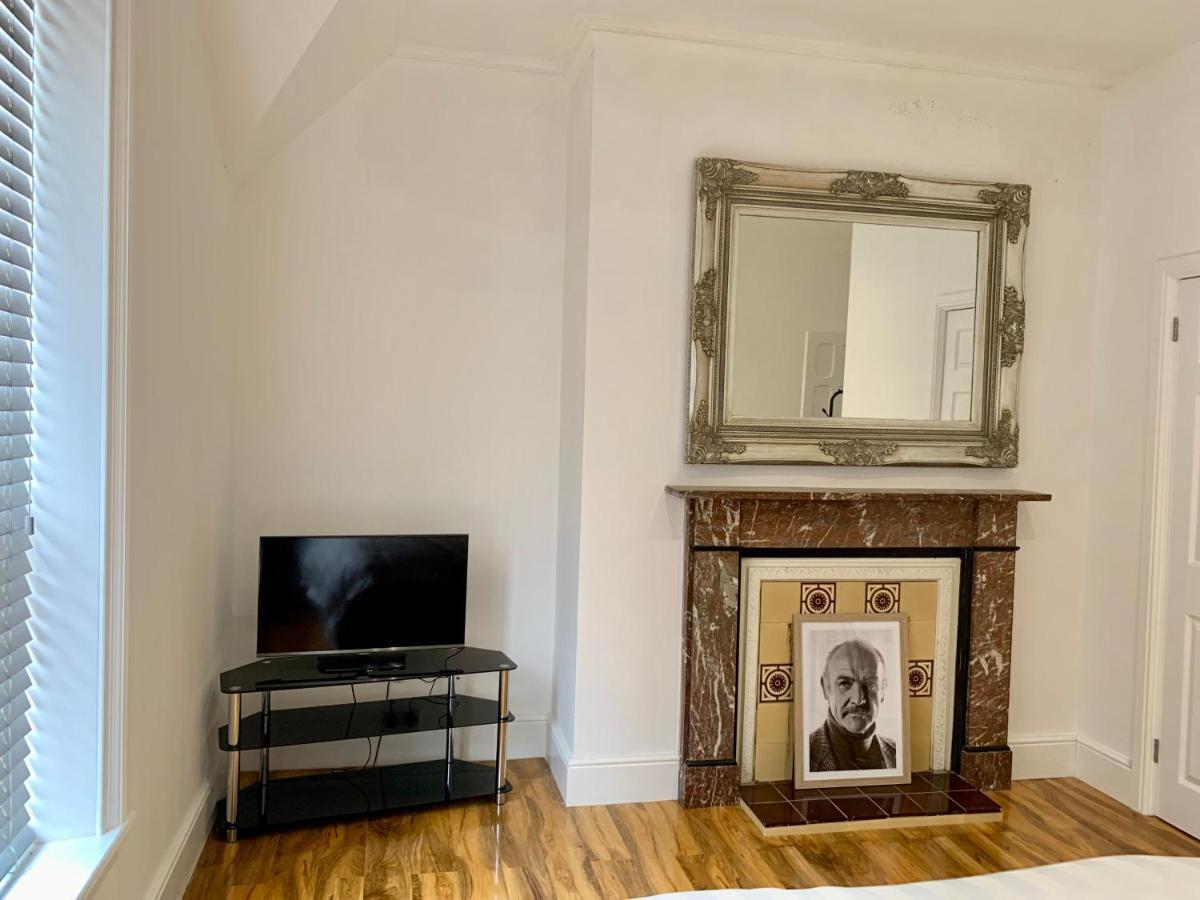 Lytham St Annes, A Spacious, High End, One Bedroomed Apartment 5 ภายนอก รูปภาพ