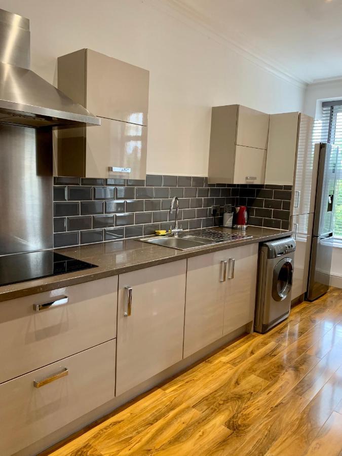 Lytham St Annes, A Spacious, High End, One Bedroomed Apartment 5 ภายนอก รูปภาพ