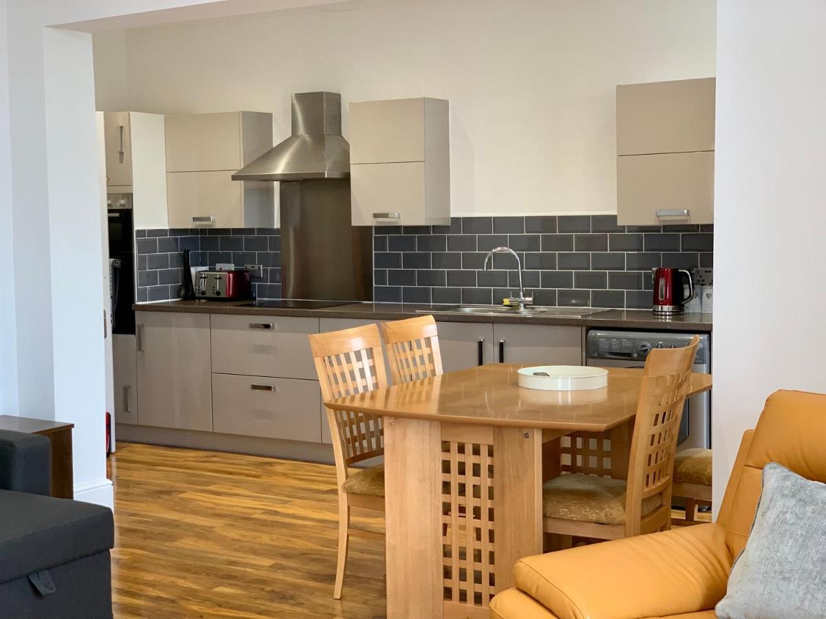 Lytham St Annes, A Spacious, High End, One Bedroomed Apartment 5 ภายนอก รูปภาพ